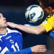 Edin Dżeko (z lewej) zdobył dla Bośni i Hercegowiny najwięcej goli w eliminacjach do mundialu. Na zd