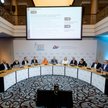 Ekonomiści o gospodarce: Kupujmy świece i lampy naftowe