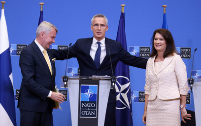 Członkowie NATO podpisali protokoły akcesyjne Szwecji i Finlandii