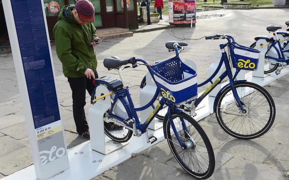 Miasta dopieszczają rowerzystów i budują infrastrukturę