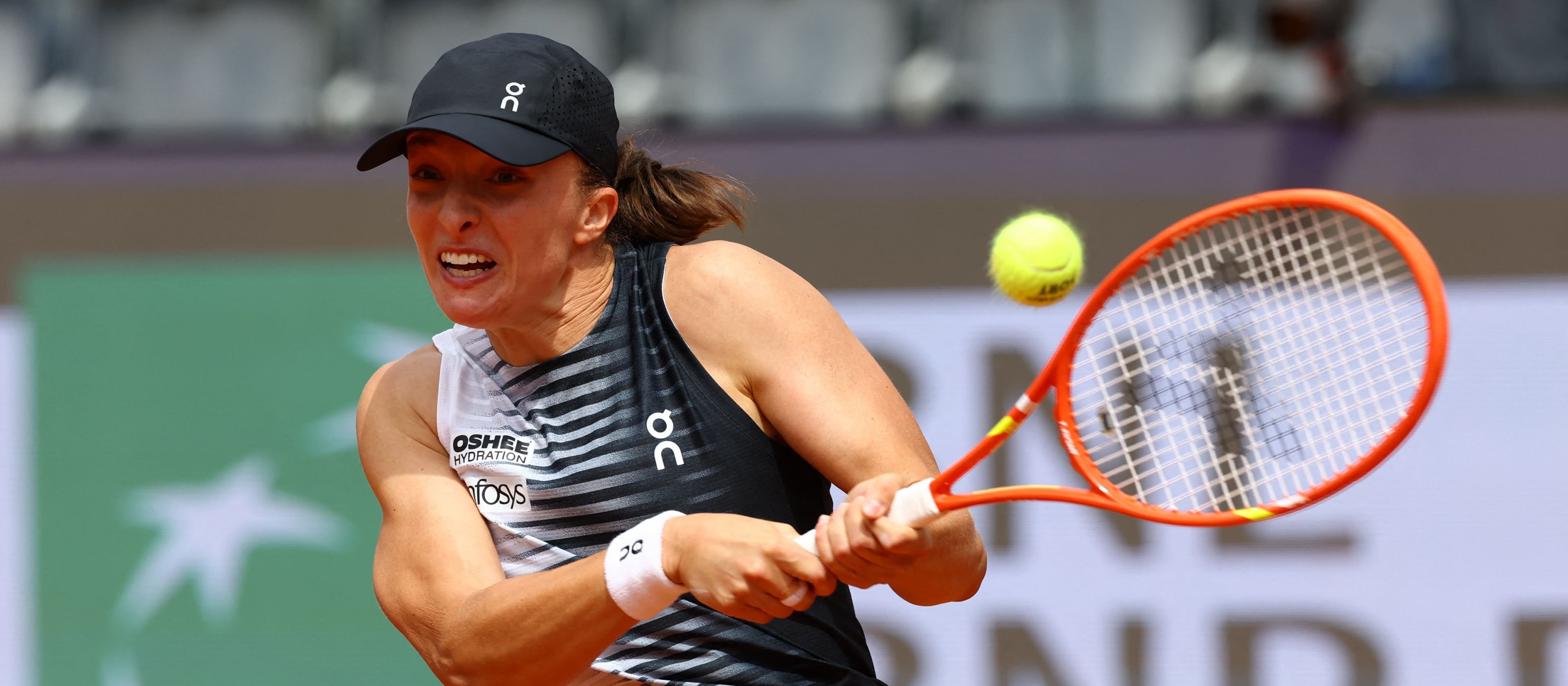 Turniej WTA w Rzymie: Iga Świątek wygrywa, choć nie obyło się bez kłopotów