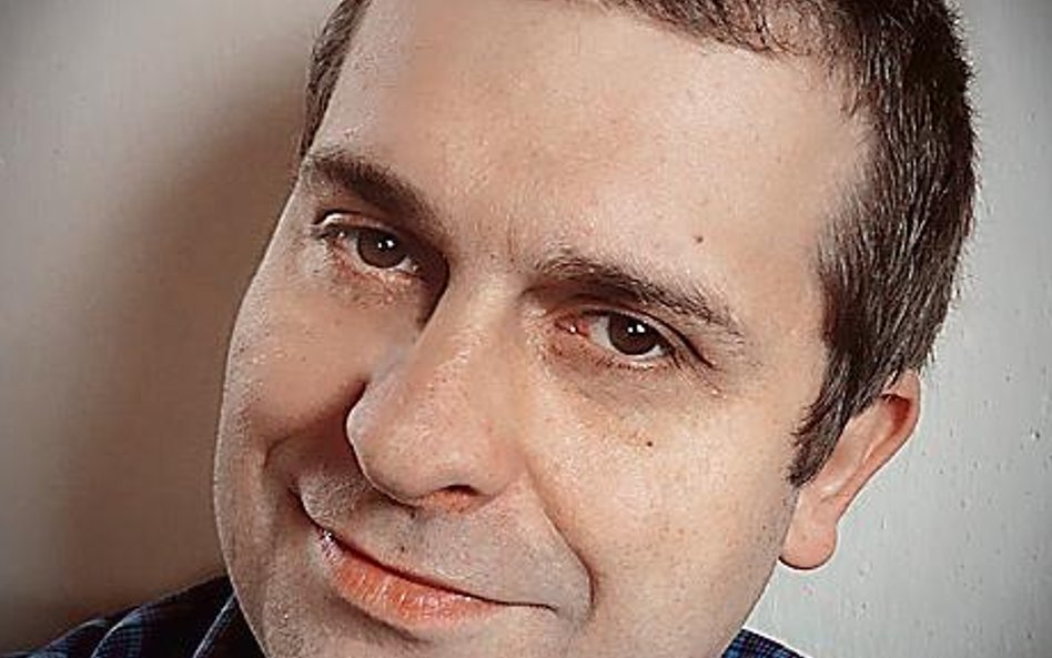 Robert ?Jasiński, pracownik działu kadr ?szkoły wyższej