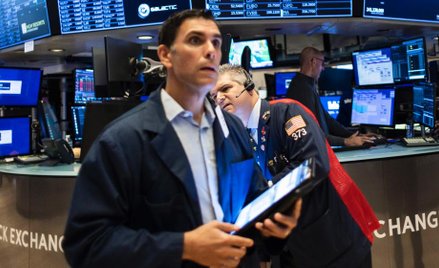 Poranek maklerów: Przybywa punktów zapalnych