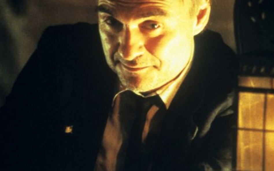 Kenneth Welsh jako Windom Earle