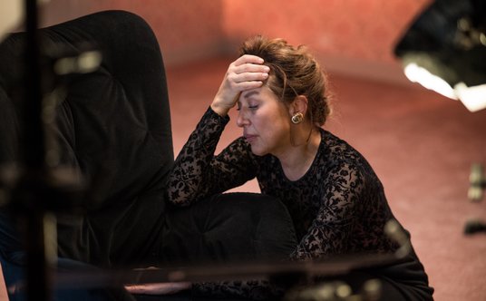 Katarzyna Herman w spektaklu Teatru TV "Kruk z Tower", mat. pras. TVP