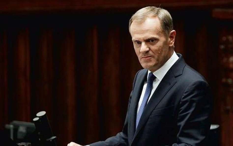 Premier ucieka do przodu