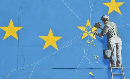 Fragment murala Banksy’ego w Dover na południowym wschodzie Anglii, styczeń 2019 r.