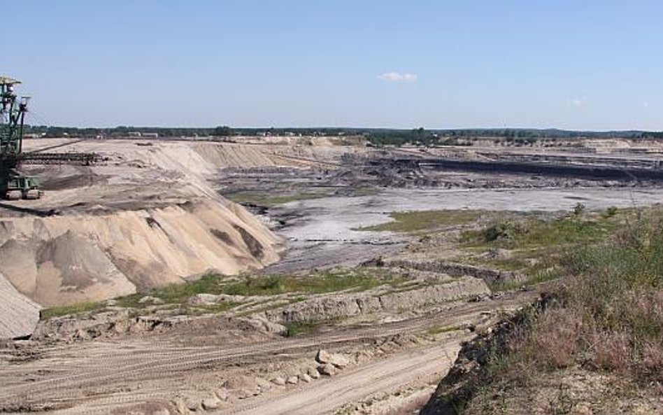 Kopalnia Adamów buduje jezioro