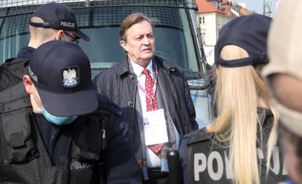 Kolejne zarzuty dla samozwańczego prezydenta. Oszustwa o znacznej wartości
