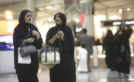 Arabia Saudyjska – tysiące turystów w dziesięć dni