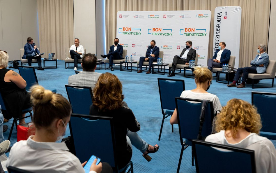 Debata. Turystyka musi działać mimo pandemii