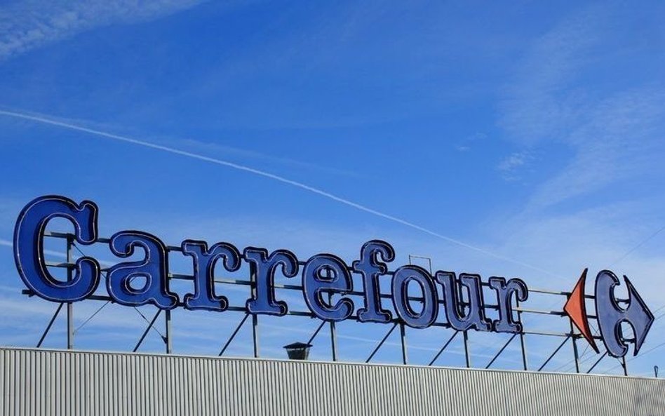 Niedzielna rewolucja w Carrefour