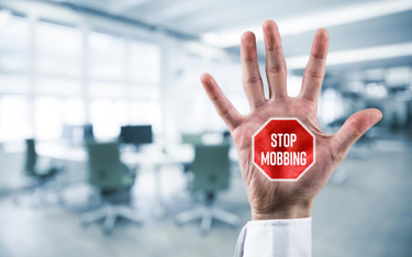 Mobbing: pracodawca nie może pozwalać na nękanie