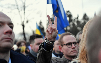Pikieta przed ambasadą Federacji Rosyjskiej w Warszawie