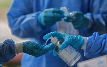 Raport Ministerstwa Zdrowia: Zmarło 470 pacjentów. Ponad 13 tysięcy zakażeń koronawirusem