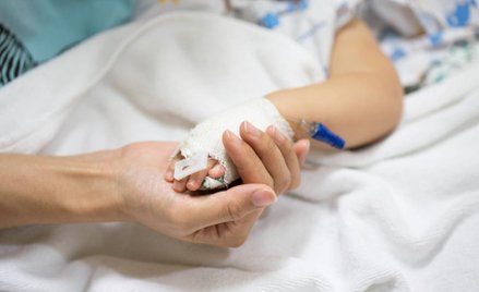 Sprawa Alfie Evans - sądy decydują o prawie do życia