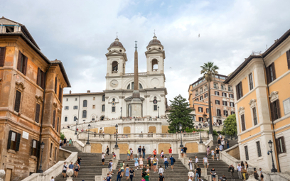 Schody Hiszpańskie to jedna z najbardziej „instagramowych” atrakcji w Rzymie.