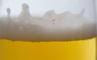 Niskoalkoholowe piwa można by promować niższą akcyzą