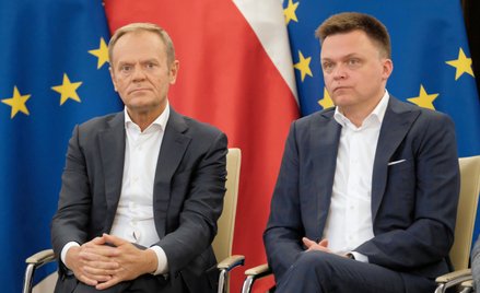 Przewodniczący Platformy Obywatelskiej Donald Tusk i lider Polski 2050 Szymon Hołownia