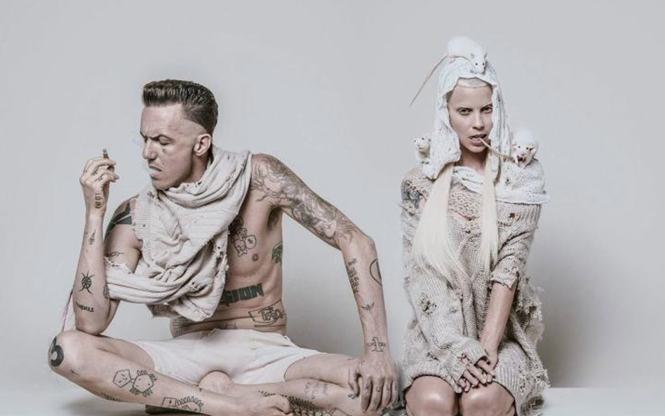 Die Antwoord z RPA proponują dziki rap-rave