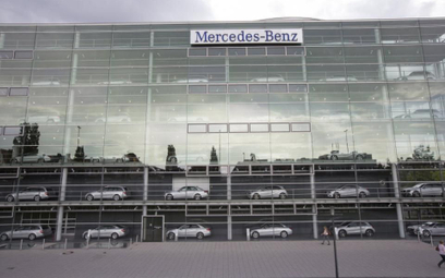 Ciężarówki Mercedesa wracają do Iranu