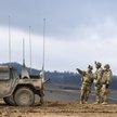 Amerykańscy żołnierze z 41. Brygady Artylerii Polowej Armii USA w Europie na poligonie w Grafenwöhr 