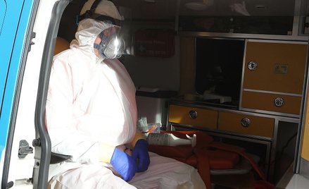 Nowe rekordy zakażeń i śmierci czwartej fali koronawirusa