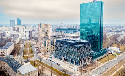 Latem Polski Holding Nieruchomości zapowiedział zastąpienie ikonicznego, ale nieekonomicznego biurow