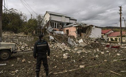 Górski Karabach: Walki trwają, obie strony mówią o ostrzale miast
