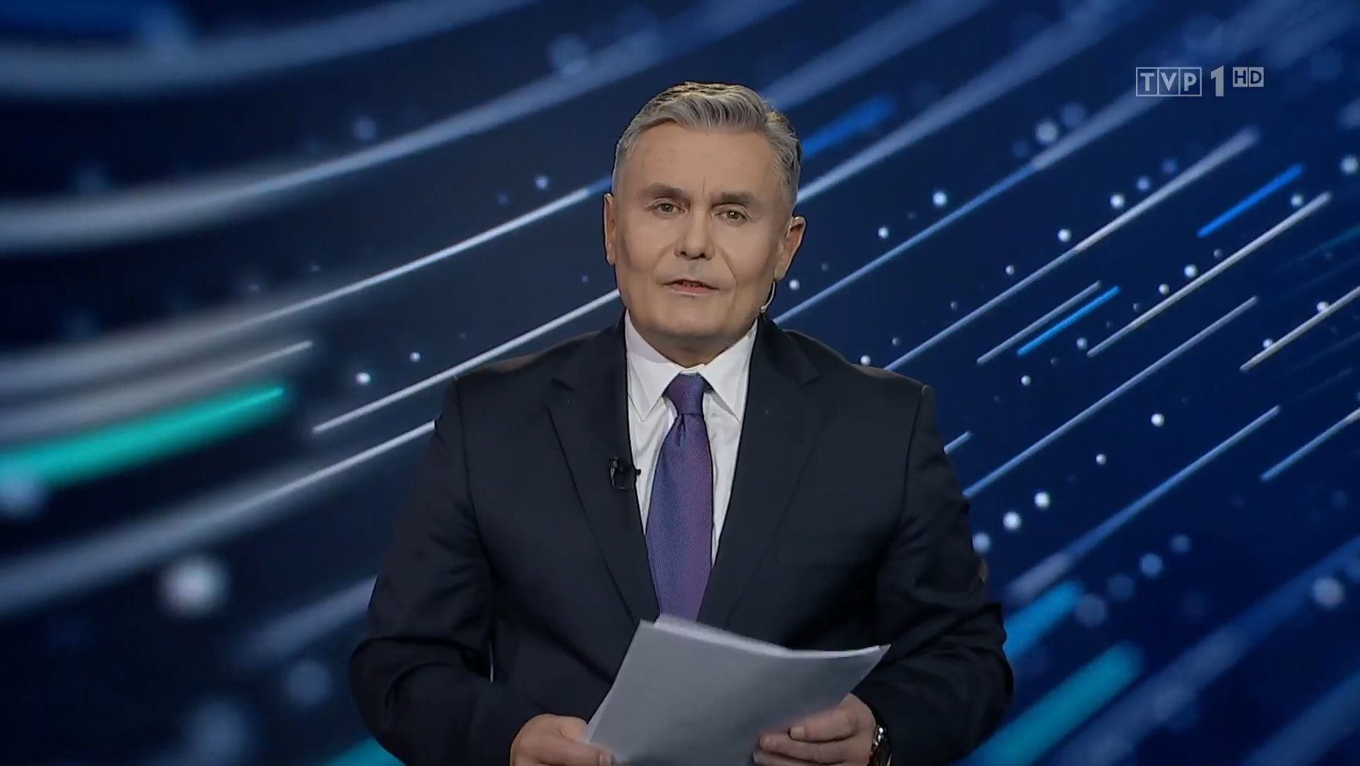 Udany Debiut „19:30” W TVP. Daleko Od „Wiadomości”, Ale Też „Faktów ...