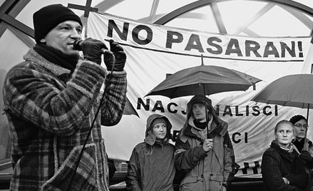 Demonstracja środowisk anarchistycznych, przeciwników marszu ONR (Warszawa, 11 listopada 2009)