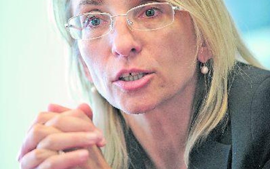 Dynamika przychodów spadła, ale wykażemy zysk