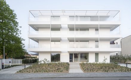 Aparthotel Promenada stanął we Władysławowie.