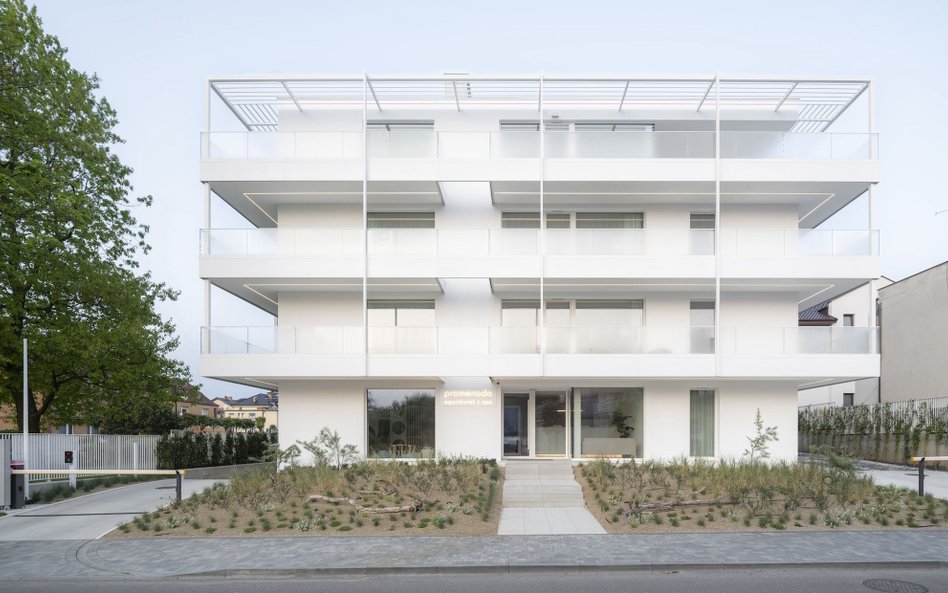 Aparthotel Promenada stanął we Władysławowie.