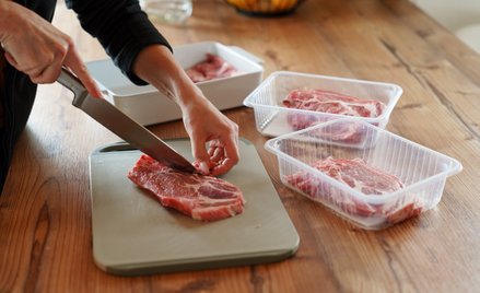 Unia Europejska ogranicza nazwy dla wege produktów. Co z burgerami i kiełbaskami?