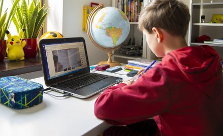 Horror dzieci w zdalnej szkole
