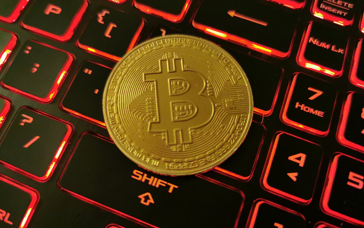 Bitcoin już prawie 90 proc. w górę. Dzieje się coś nadzwyczajnego - rp.pl