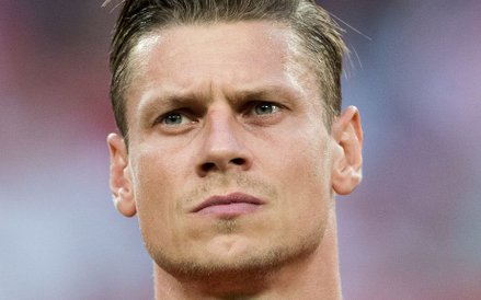 Borussia Dortmund / 33 lata / 64 mecze - 3 gole - Latem 2008 r. rodzina Piszczków opalała się pod pa