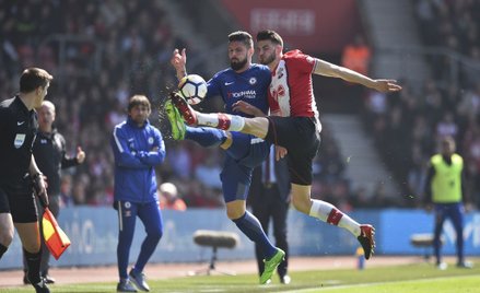 Jan Bednarek z golem w debiucie w Premier League