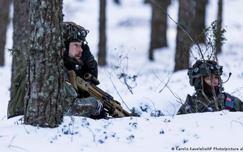 Ćwiczenia wojskowe NATO na Litwie: niemiecka Bundeswehra już tam stacjonuje. Baza w Rukli na Litwie 