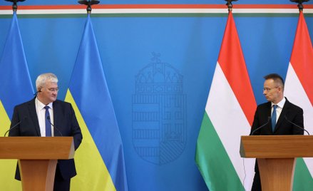 Szefowie resortów spraw zagranicznych Ukrainy i Węgier: Andrij Sybiha i Péter Szijjártó
