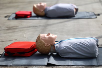 Organizatorzy podkreślają, że wiedza z zakresu pierwszej pomocy, która w krytycznej chwili może urat