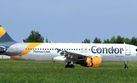 Samolot musiał awaryjnie lądować, bo pilot rozlał kawę