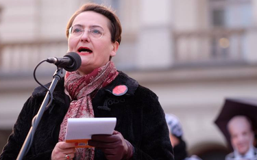 Joanna Jaśkowiak podczas Strajku Kobiet, marzec 2017.