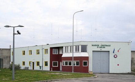 Zakład karny w Arles.