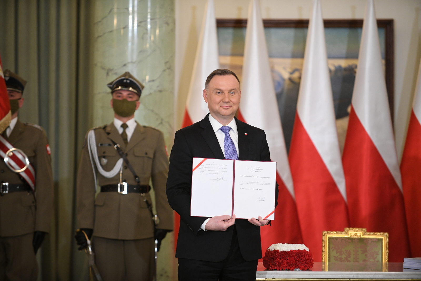 Ustawa O Obronie Ojczyzny Z Podpisem Andrzeja Dudy - Rp.pl