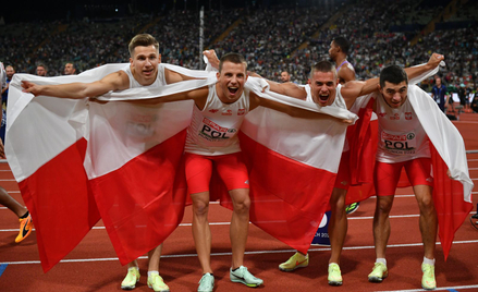 Brązowa sztafeta 4x100 m: Adrian Brzeziński, Przemysław Słowikowski, Patryk Wykrota i Dominik Kopeć