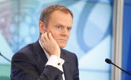 Rząd Tuska w ukryciu się rozrasta