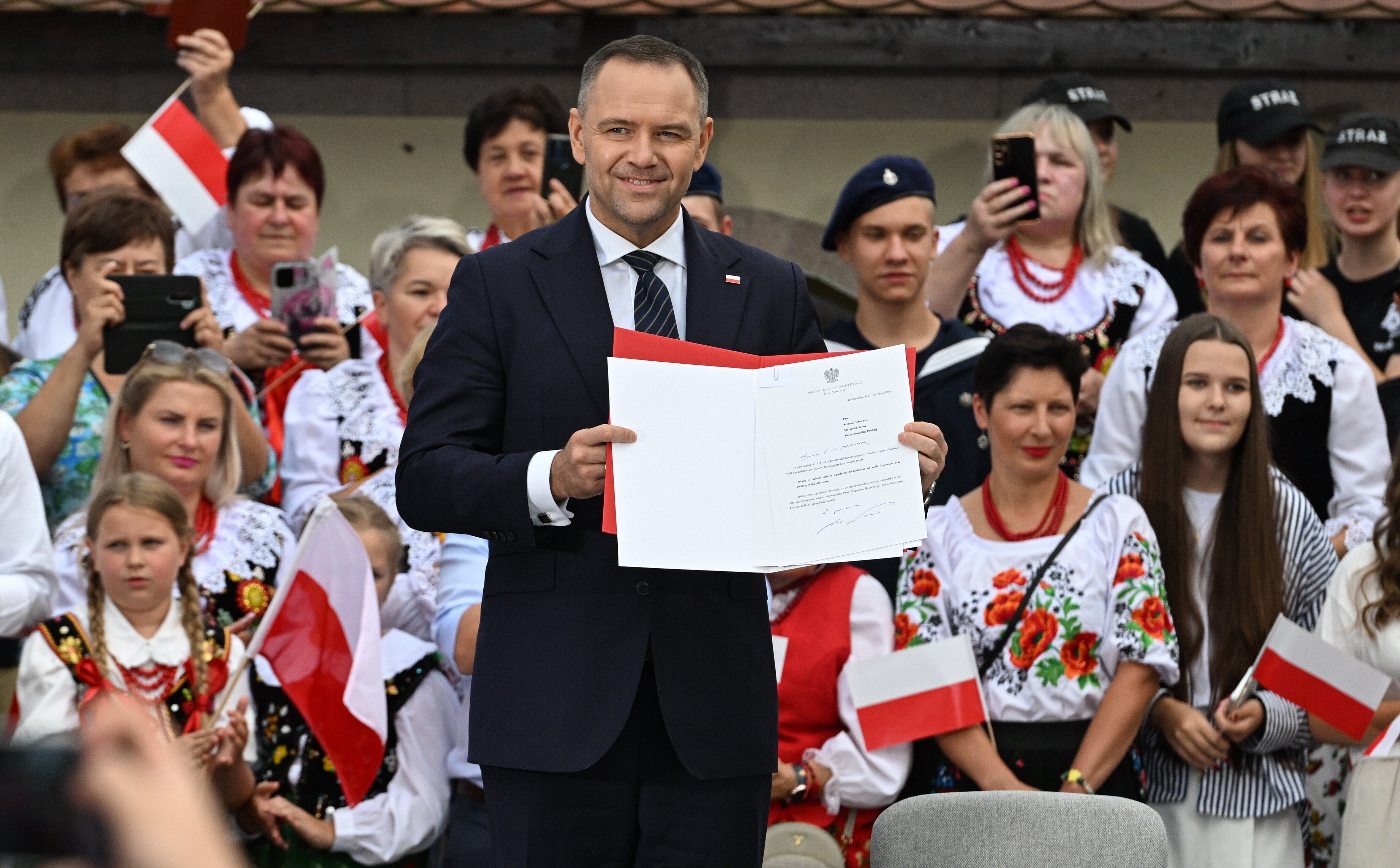 Zerowy PIT dla rodzin: prezydent Karol Nawrocki podpisał projekt ustawy