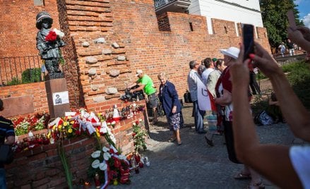 Żołnierze Powstania Warszawskiego zwolnieni z PIT od nagród